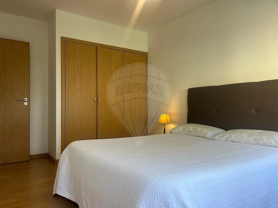 Apartamento T2 para Venda em Eixo e Eirol Foto 11