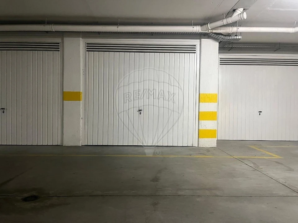 Apartamento T2 para Venda em Eixo e Eirol Foto 14