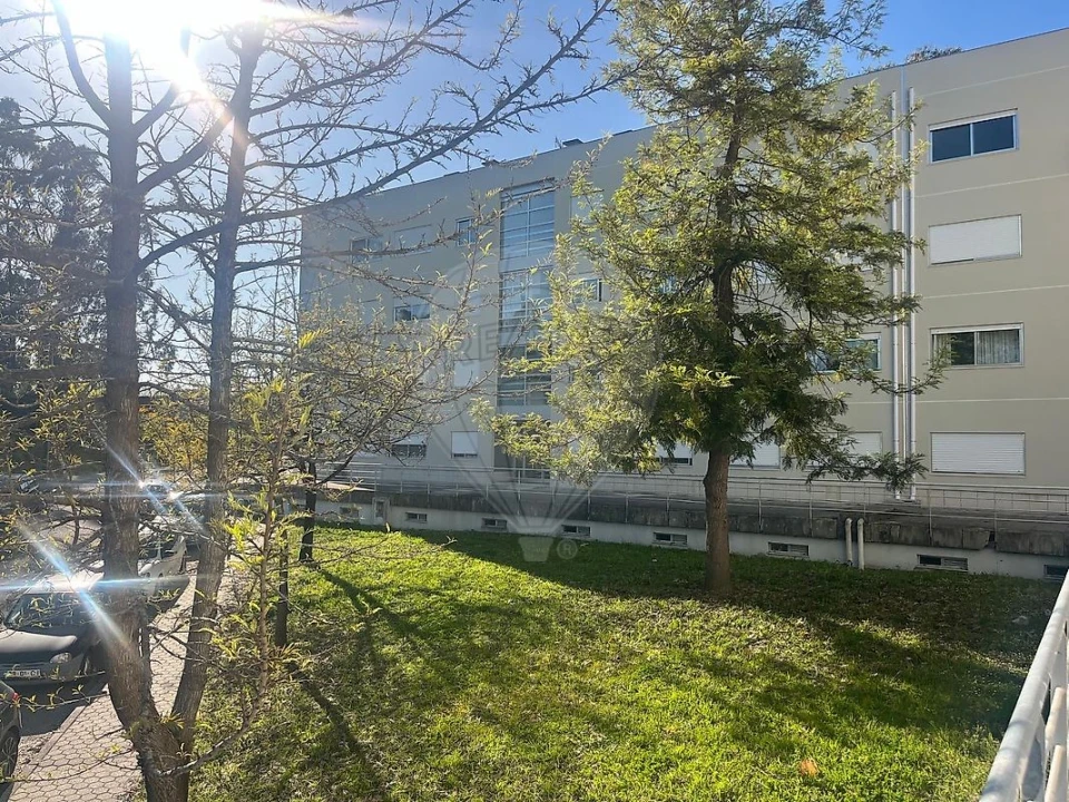 Apartamento T2 para Venda em Eixo e Eirol Foto 3