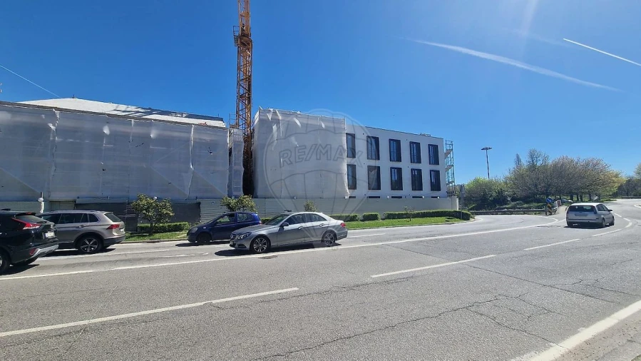 Apartamento T1 para Venda em Paranhos Foto 1