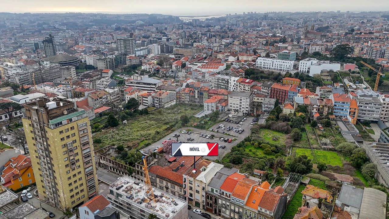 Prédio para Venda em Bonfim Foto 18
