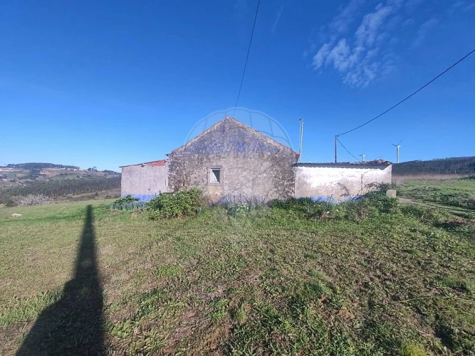 Moradia T2 para Venda em Maxial e Monte Redondo Foto 1