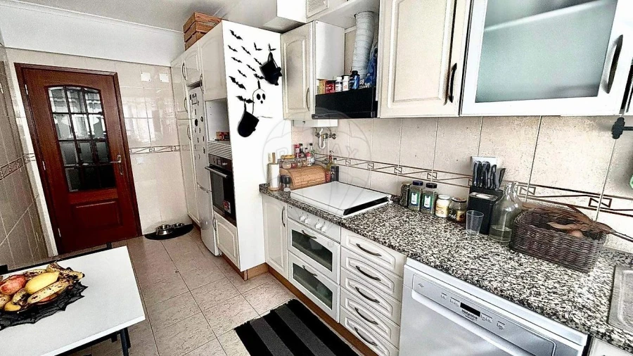 Apartamento T3 para Venda em Mina de Água Foto 12