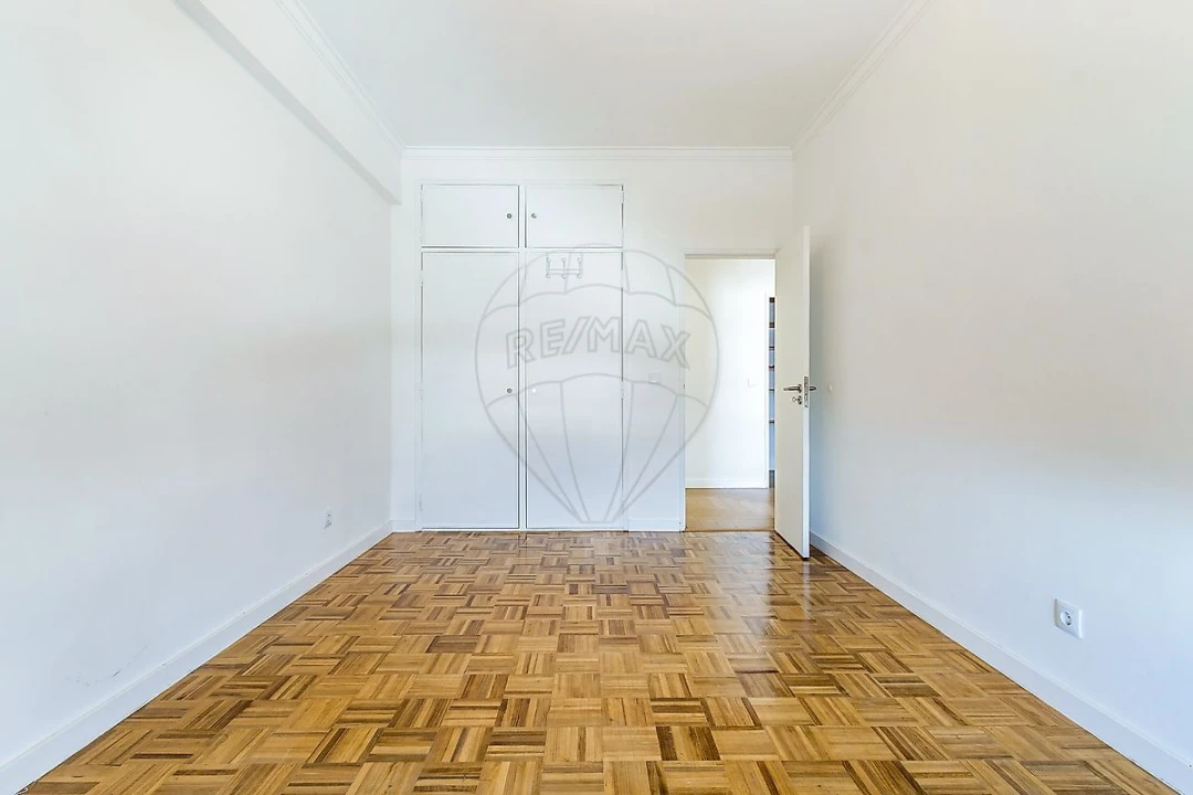 Apartamento T2 para Venda em Póvoa de Santa Iria e Forte da Casa Foto 18