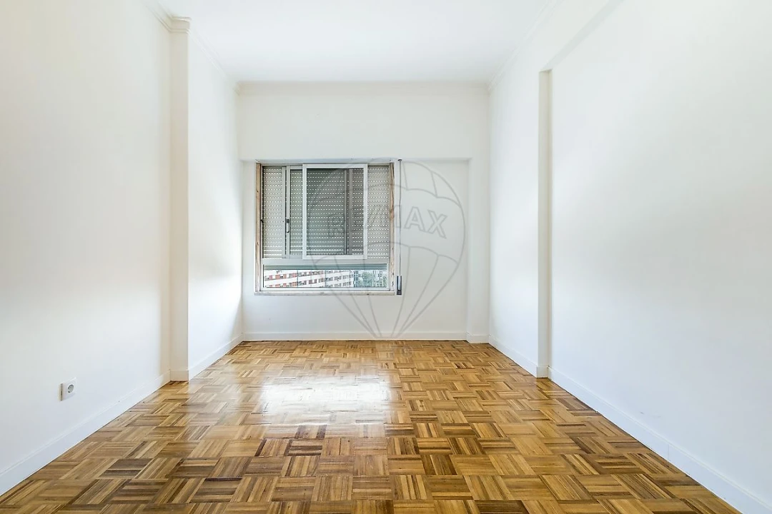 Apartamento T2 para Venda em Póvoa de Santa Iria e Forte da Casa Foto 12