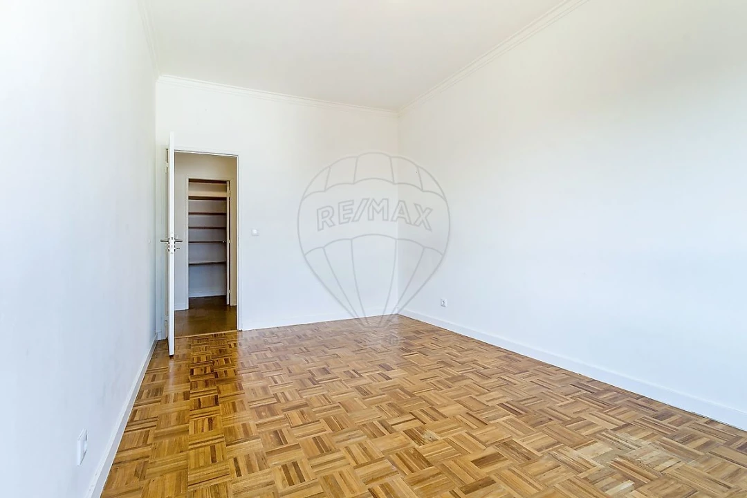 Apartamento T2 para Venda em Póvoa de Santa Iria e Forte da Casa Foto 21