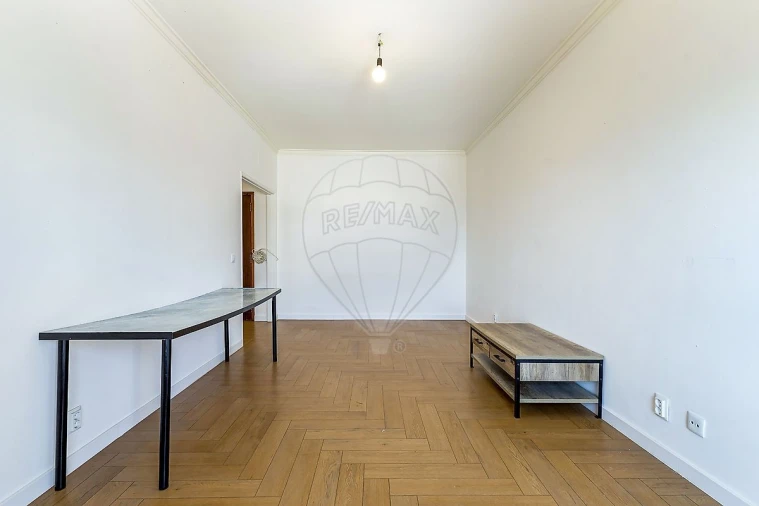 Apartamento T2 para Venda em Póvoa de Santa Iria e Forte da Casa Foto 7