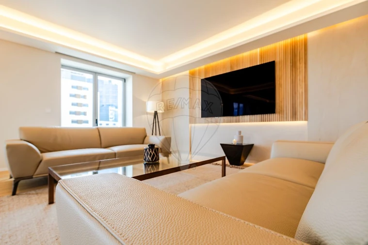 Apartamento T3 para Venda em Campolide Foto 10