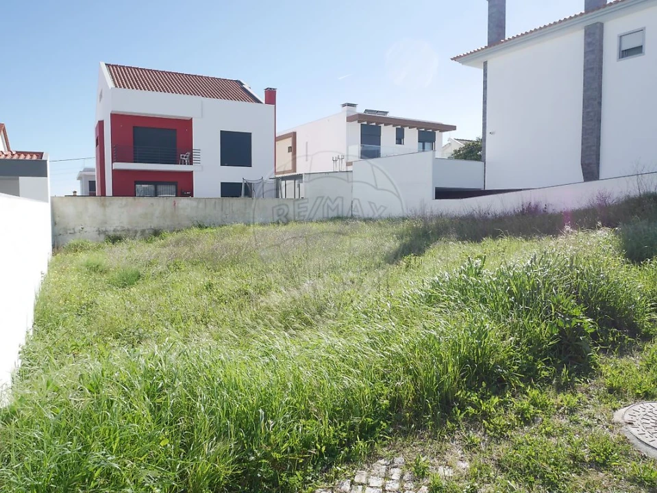 Terreno para Venda em Póvoa de Santa Iria e Forte da Casa Foto 1