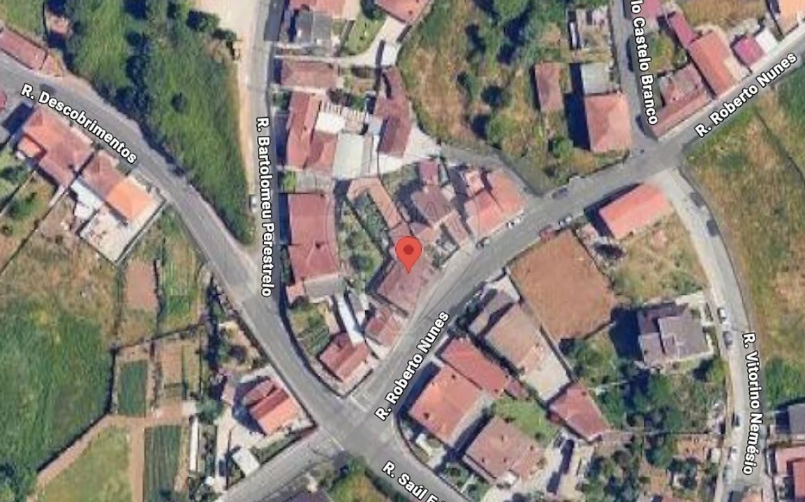 Moradia T3 para Venda em Arrifana Foto 4