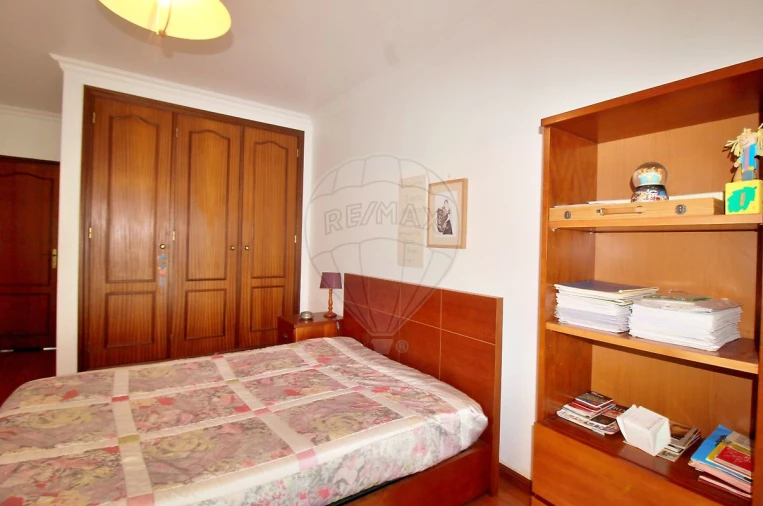 Apartamento T3 para Venda em Arruda dos Vinhos Foto 26
