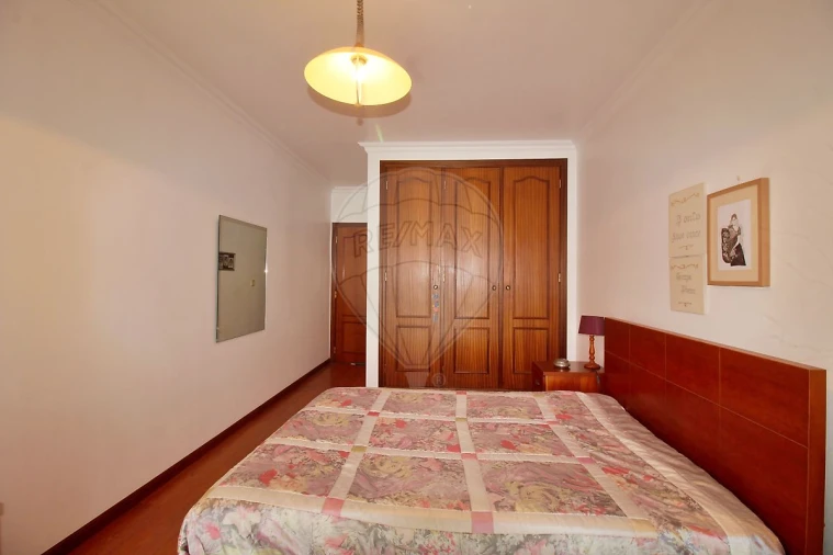 Apartamento T3 para Venda em Arruda dos Vinhos Foto 27