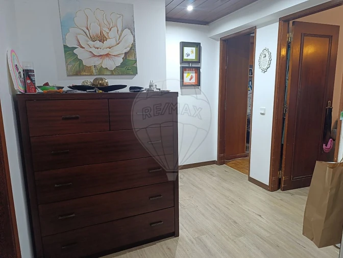Apartamento T2 para Venda em Carregado e Cadafais Foto 3