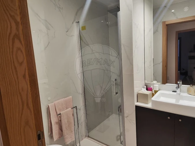 Apartamento T3 para Venda em Moreira Foto 4