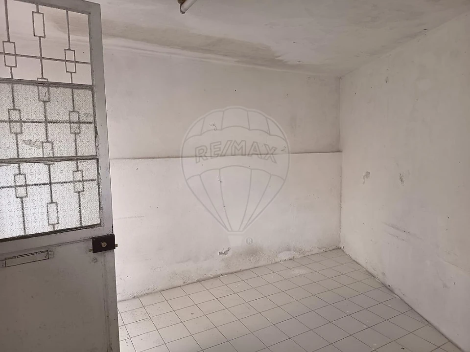 Apartamento T2 para Venda em Cedofeita, Santo Ildefonso, Sé, Miragaia, São Nicolau e Vitória Foto 1