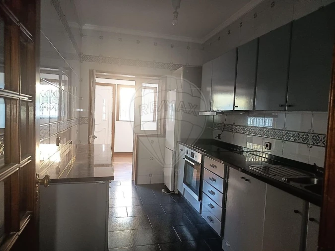 Apartamento T2 para Venda em Cedofeita, Santo Ildefonso, Sé, Miragaia, São Nicolau e Vitória Foto 3
