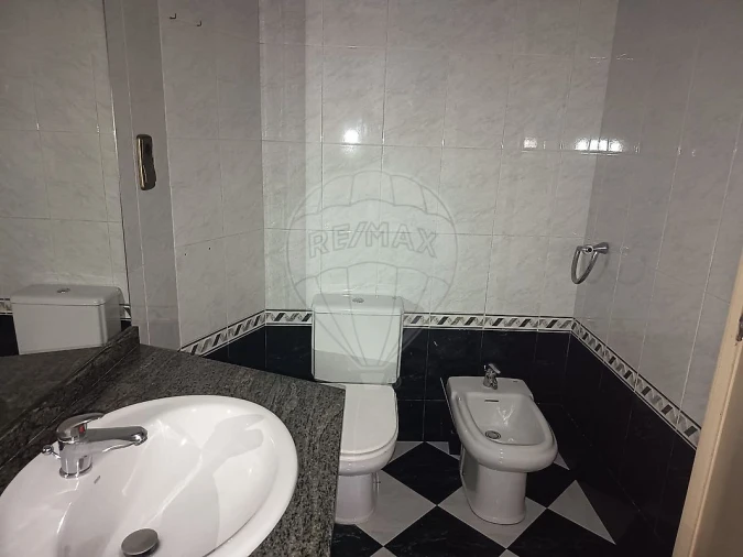 Apartamento T2 para Venda em Cedofeita, Santo Ildefonso, Sé, Miragaia, São Nicolau e Vitória Foto 20