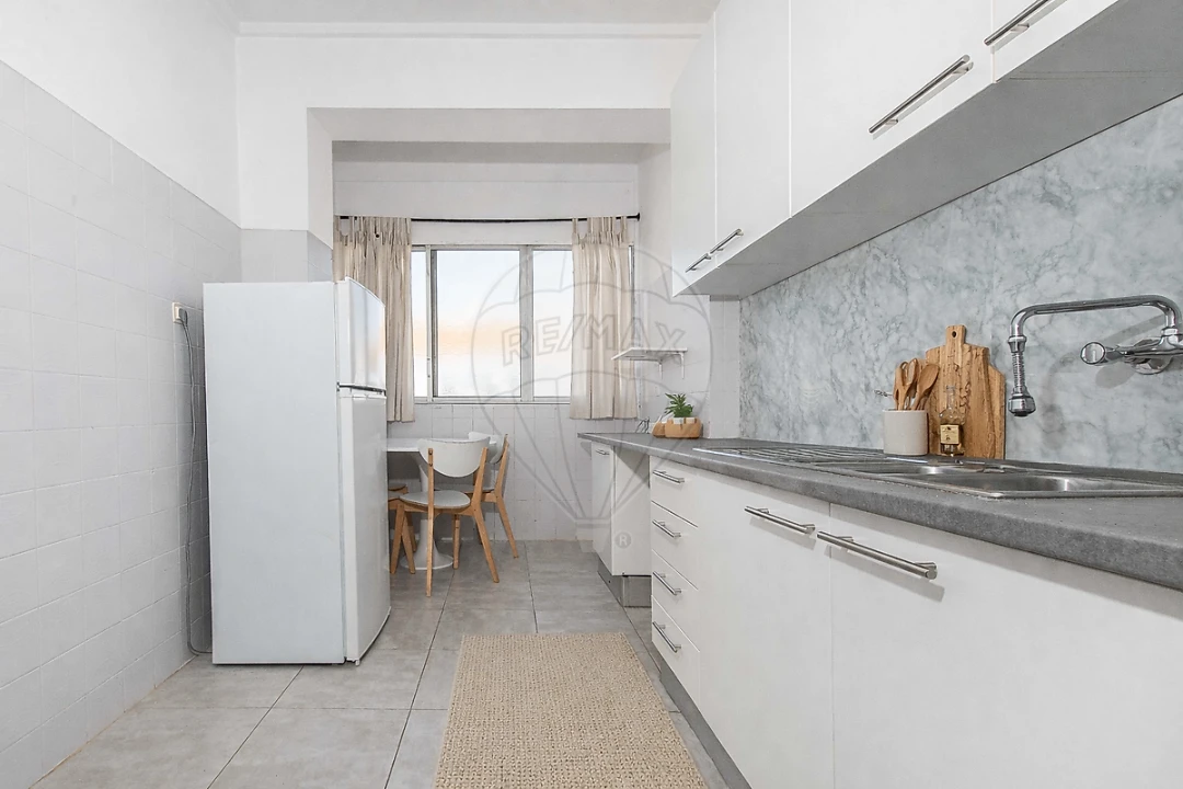 Apartamento T2 para Venda em Póvoa de Santa Iria e Forte da Casa Foto 1