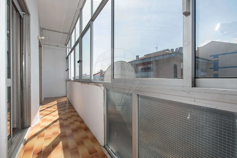 Apartamento T2 para Venda em Póvoa de Santa Iria e Forte da Casa Foto 10