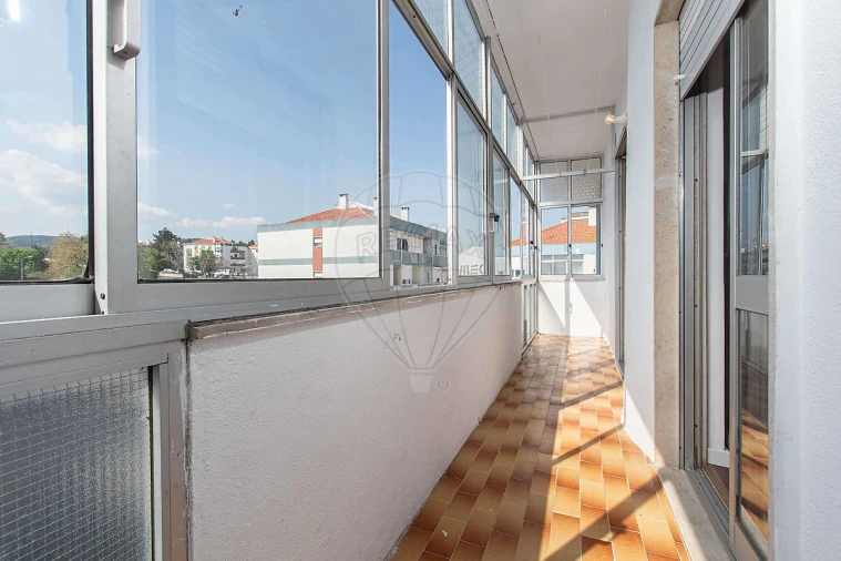 Apartamento T2 para Venda em Póvoa de Santa Iria e Forte da Casa Foto 11