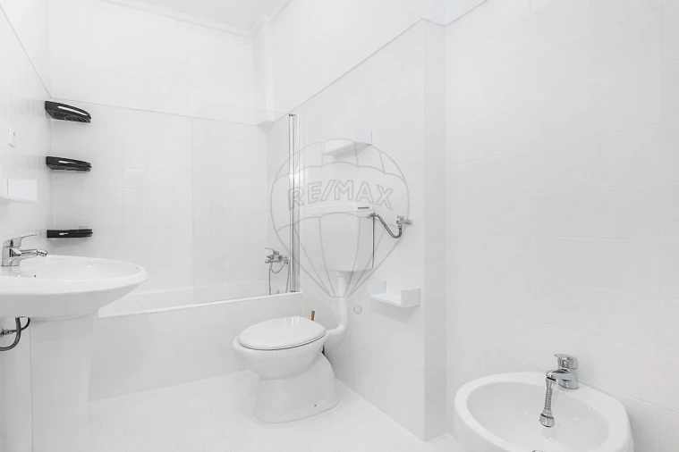 Apartamento T2 para Venda em Póvoa de Santa Iria e Forte da Casa Foto 15