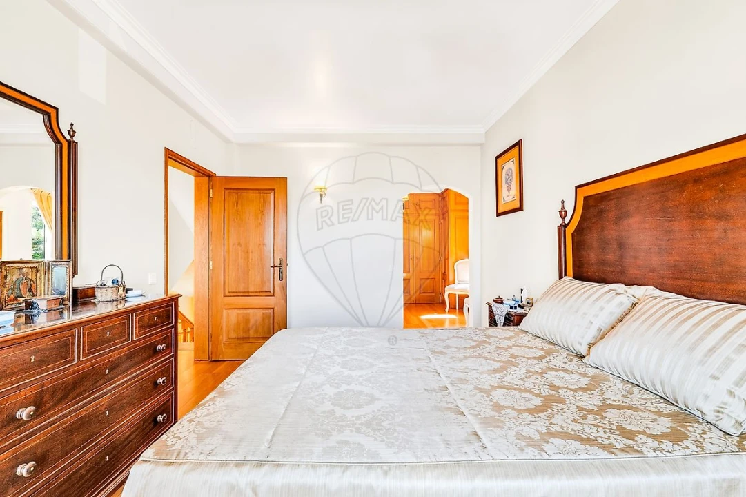 Moradia T5 para Venda em Carcavelos e Parede Foto 33