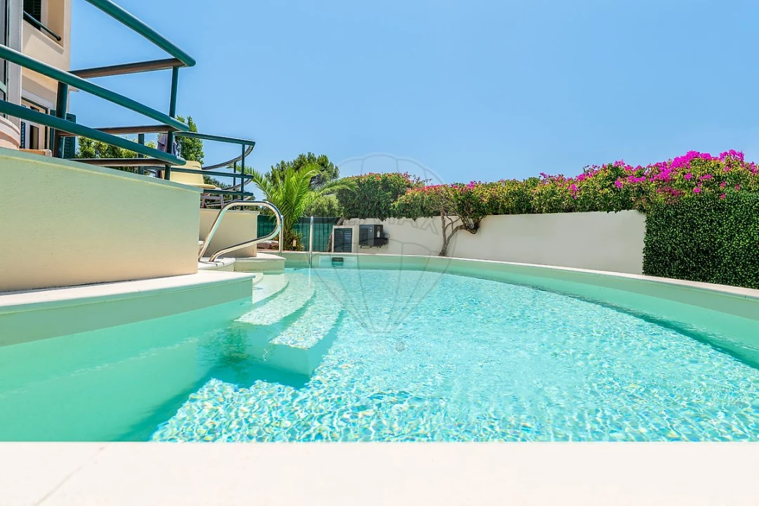 Moradia T5 para Venda em Carcavelos e Parede Foto 13