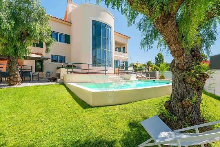 Moradia T5 para Venda em Carcavelos e Parede Foto 43