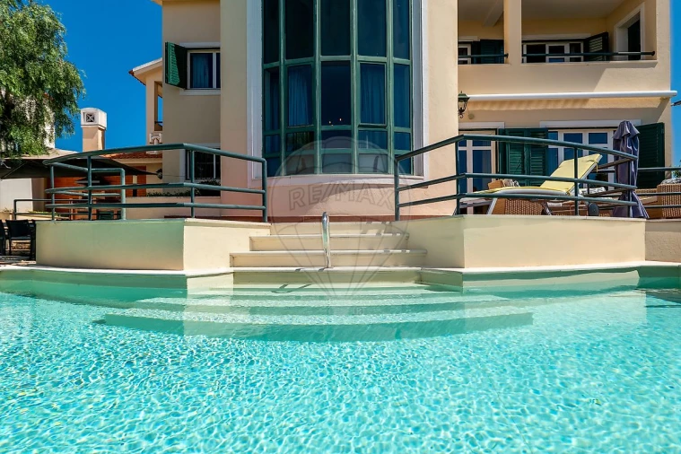 Moradia T5 para Venda em Carcavelos e Parede Foto 14