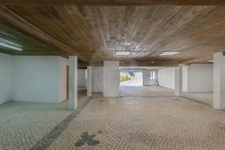 Moradia T5 para Venda em Carcavelos e Parede Foto 25