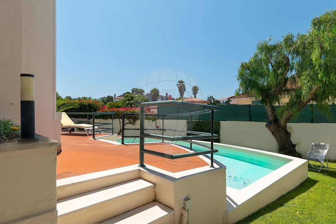 Moradia T5 para Venda em Carcavelos e Parede Foto 27