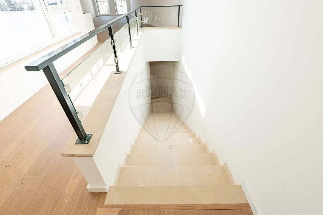 Apartamento T2 para Venda em Rio Maior Foto 27