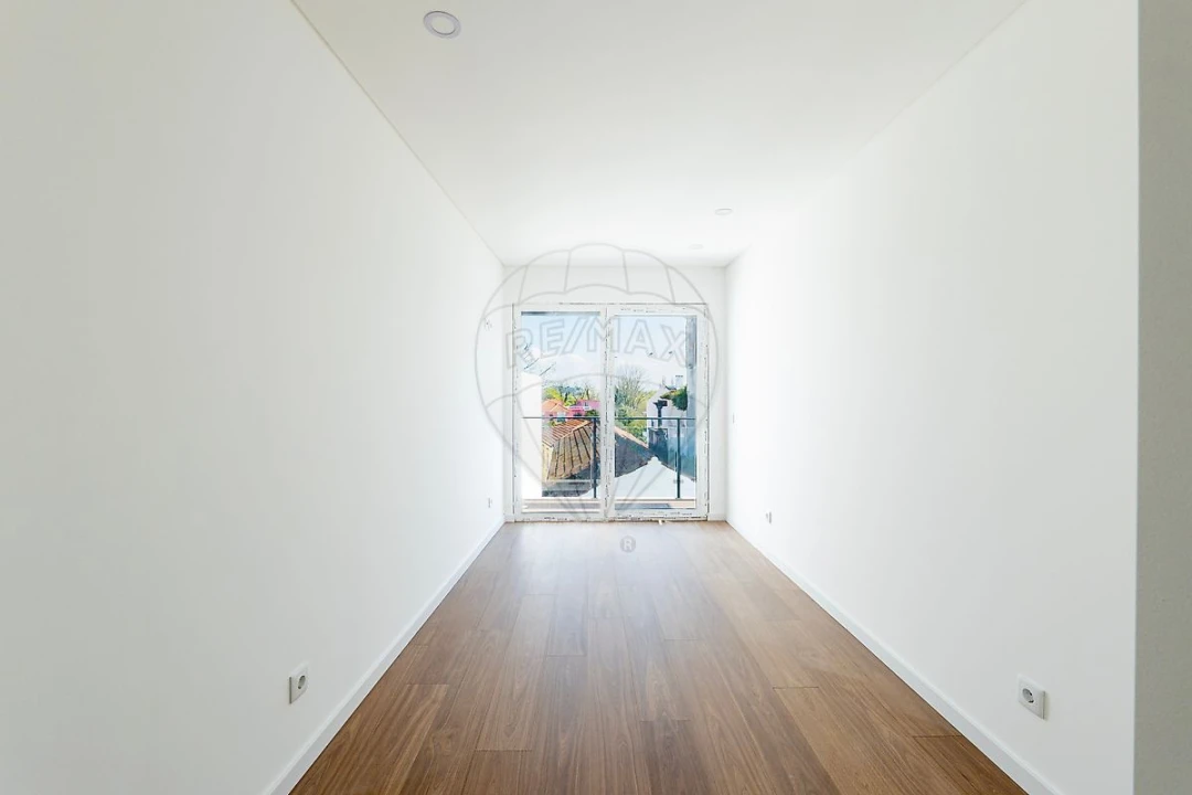 Apartamento T2 para Venda em Rio Maior Foto 16