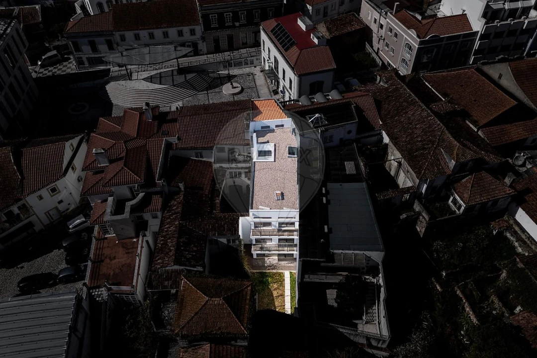 Apartamento T2 para Venda em Rio Maior Foto 33