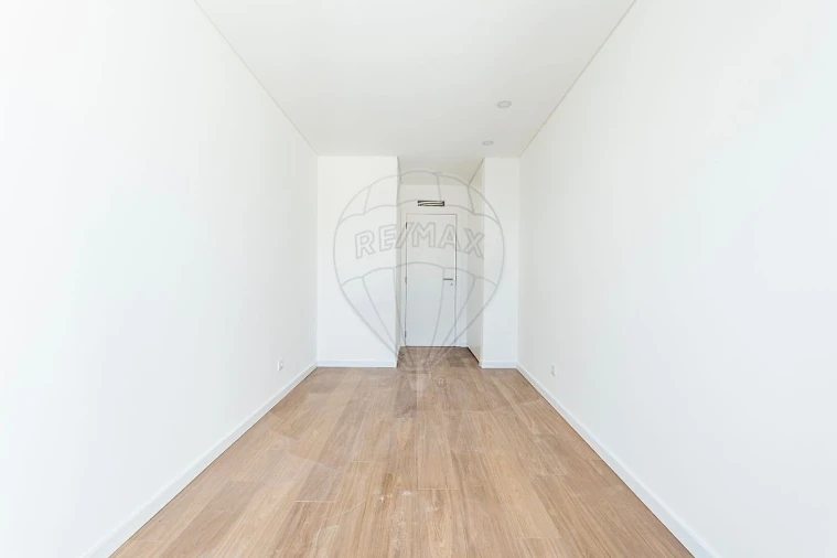 Apartamento T2 para Venda em Rio Maior Foto 11