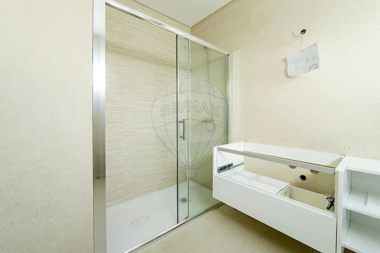 Apartamento T2 para Venda em Rio Maior Foto 22