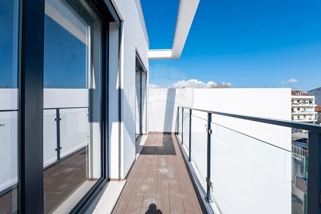 Apartamento T2 para Venda em Rio Maior Foto 15