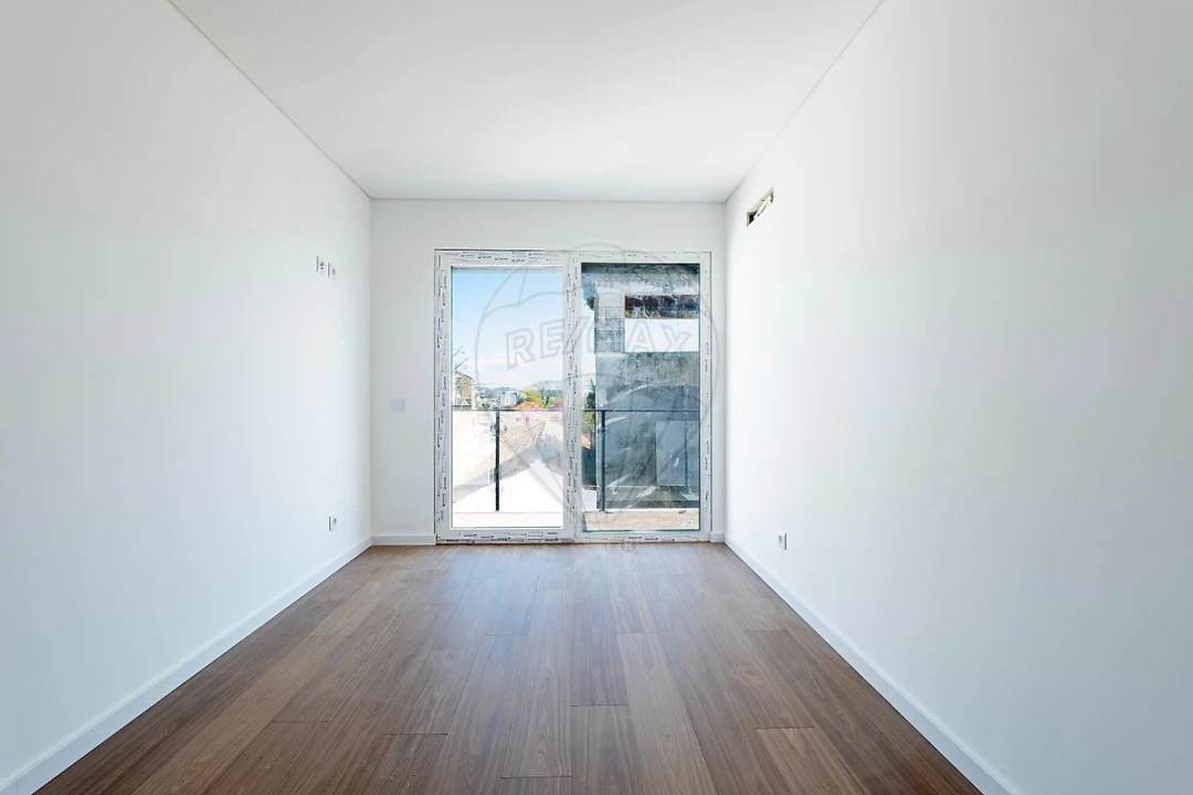 Apartamento T2 para Venda em Rio Maior Foto 14