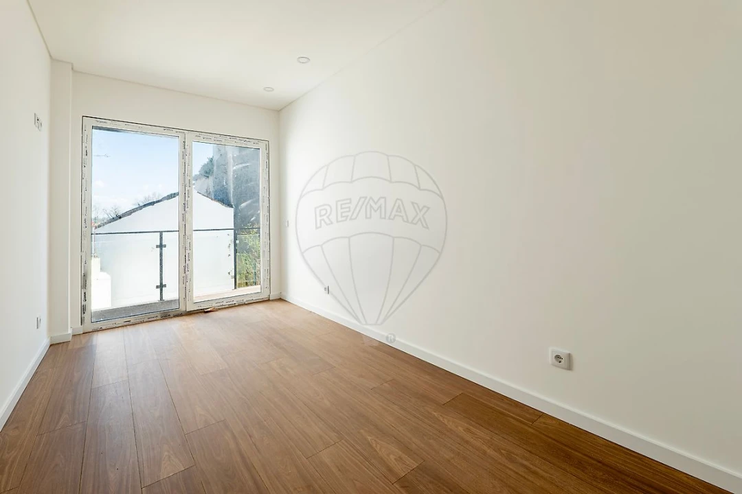 Apartamento T3 para Venda em Rio Maior Foto 8