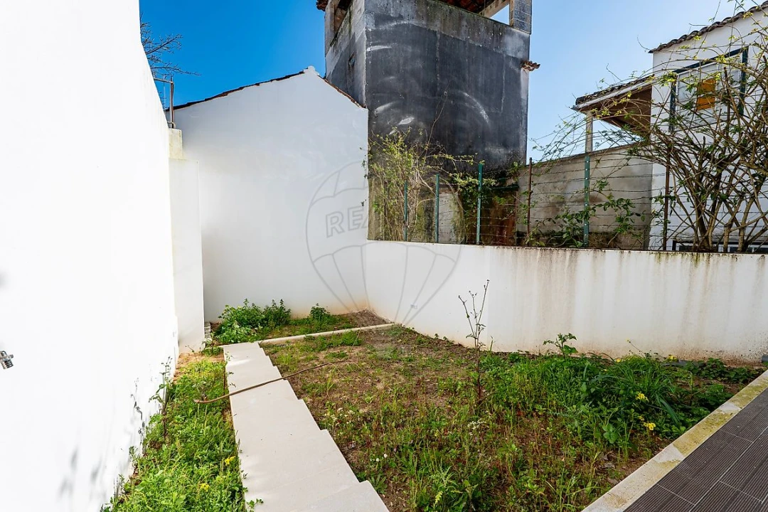 Apartamento T3 para Venda em Rio Maior Foto 33