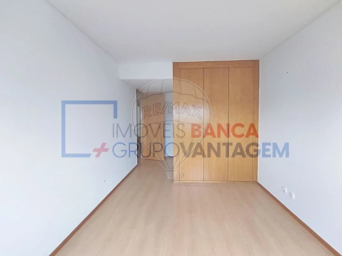 Apartamento T3 para Venda em Moreira Foto 15