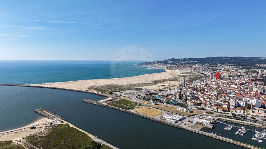 Prédio para Venda em Buarcos Foto 18