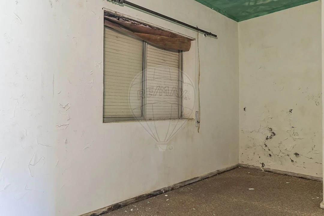 Prédio para Venda em Buarcos Foto 5