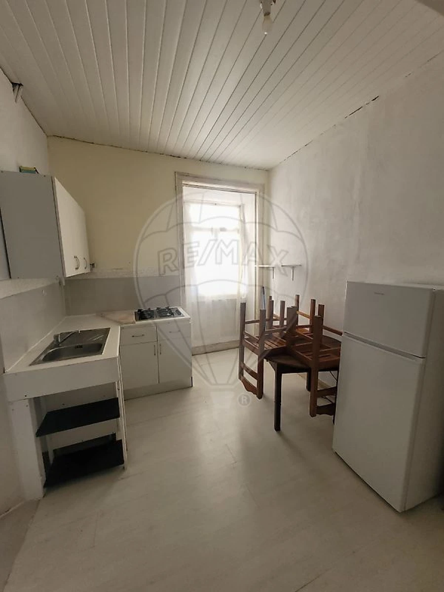 Moradia T5 para Venda em Alhadas Foto 18