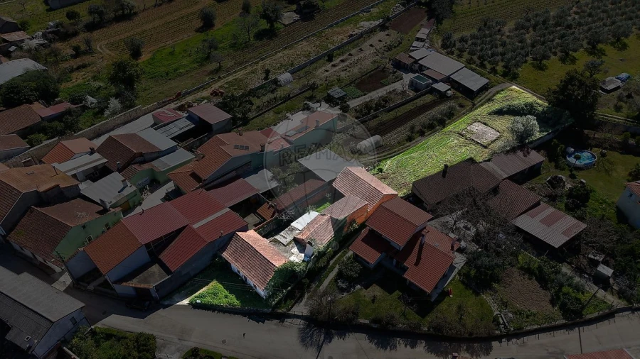 Moradia T3 para Venda em Portunhos e Outil Foto 14