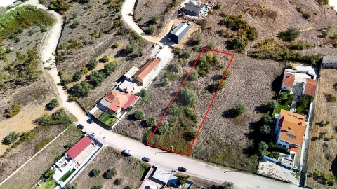 Terreno para Venda em Trouxemil e Torre de Vilela