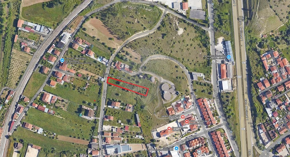 Terreno para Venda em Trouxemil e Torre de Vilela Foto 2