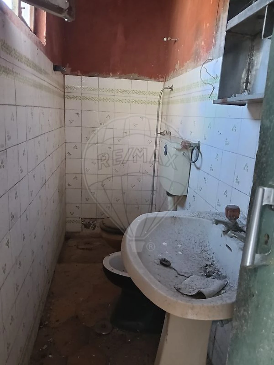 Moradia T5 para Venda em Almalagues Foto 18