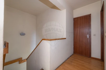 Apartamento T4 para Venda em Santo Antonio dos Olivais