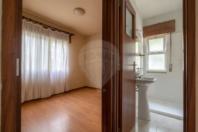 Apartamento T4 para Venda em Santo Antonio dos Olivais